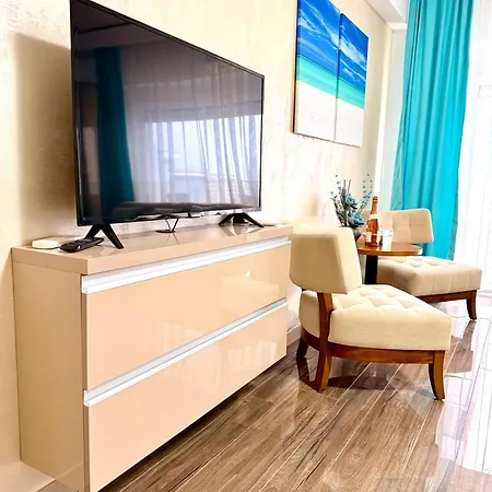 Apartment Aqua Vista White Tower Lux Mare Si - Mic Dejun Inclus *