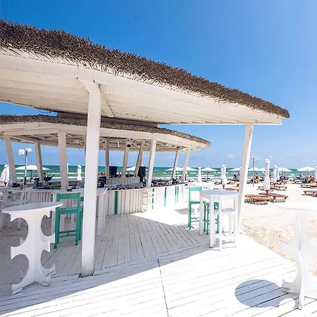 Aqua Vista White Tower Mamaia Studio Lux Vedere Mare Si Lac - Mic Dejun Inclus Mamaia