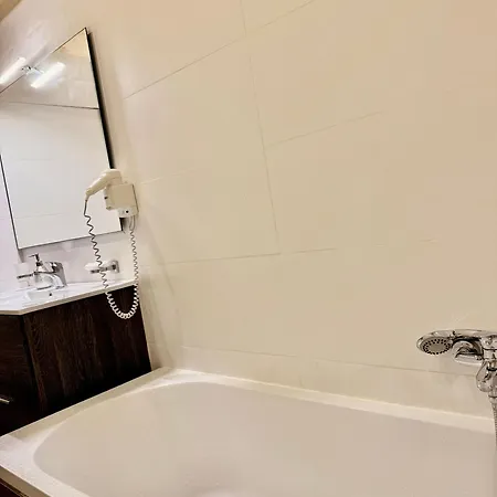 Apartamento Aqua Vista White Tower Lux Mare Si - Mic Dejun Inclus Mamaia