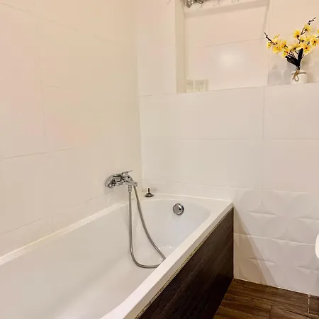 Apartmán Aqua Vista White Tower Lux Mare Si - Mic Dejun Inclus Mamaia